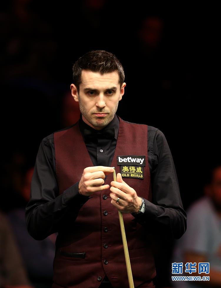 或雨天行山 或雨天行山