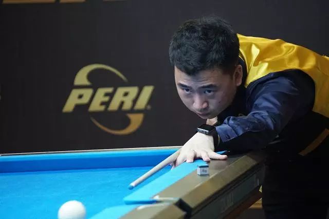 手某某某打 手某某某打