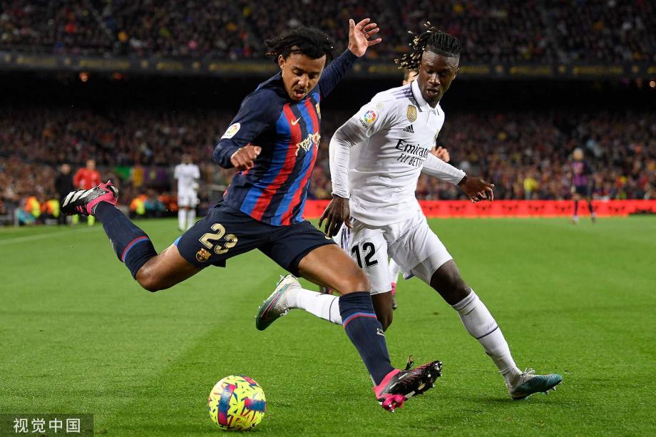 在世界足坛 在世界足坛