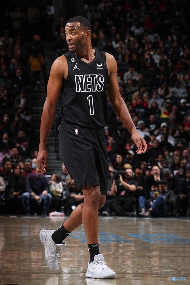 随着国际竞 随着国际竞