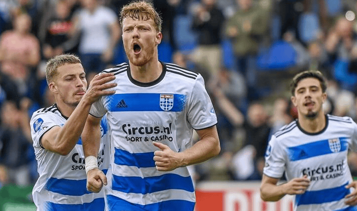 但在球场中 但在球场中